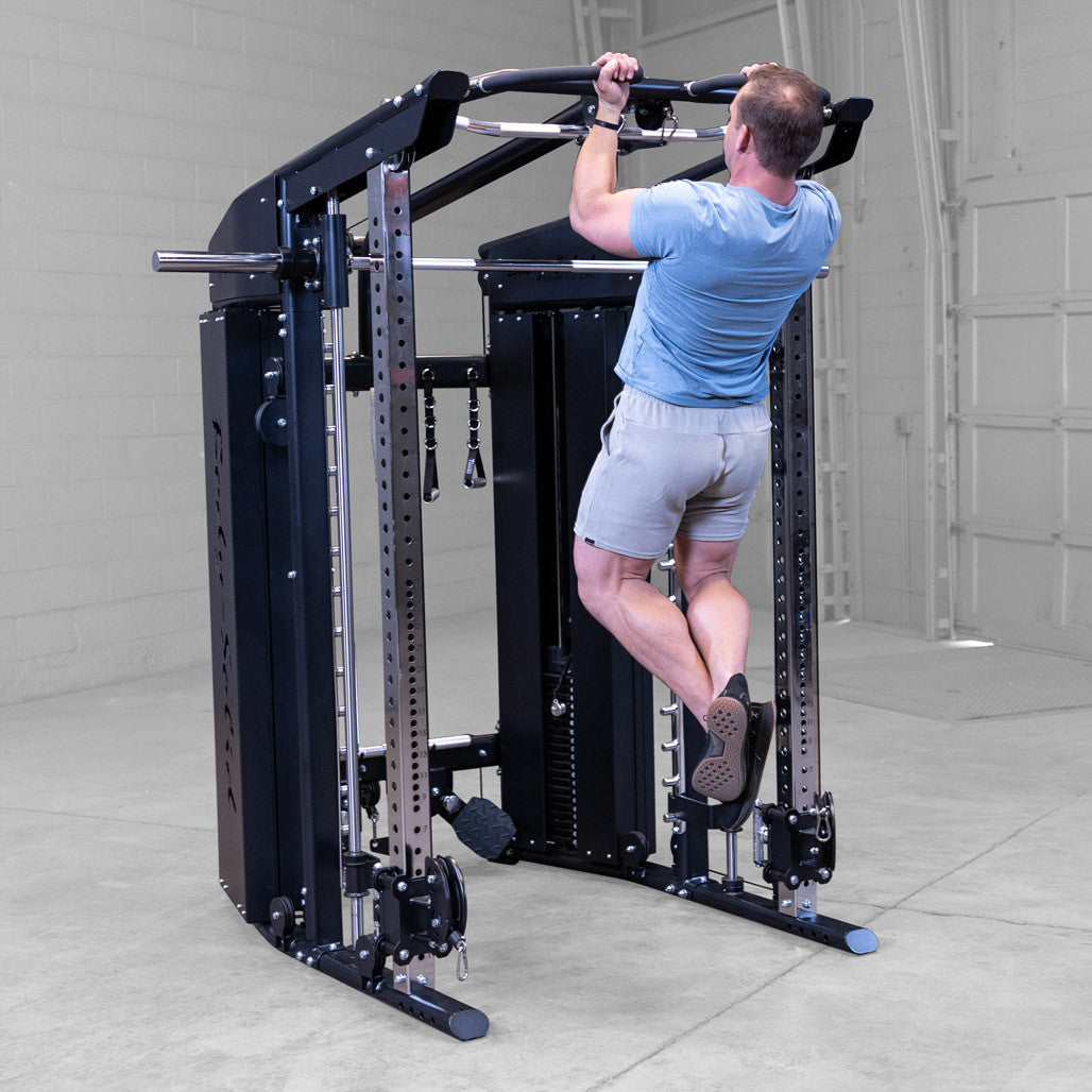 Body-Solid GSFR100 with man doing pull-up